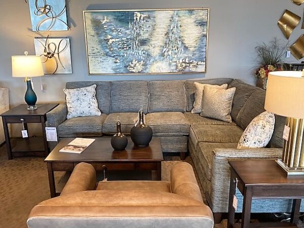 Customizable Smith Brothers Sectional - 3000 Series