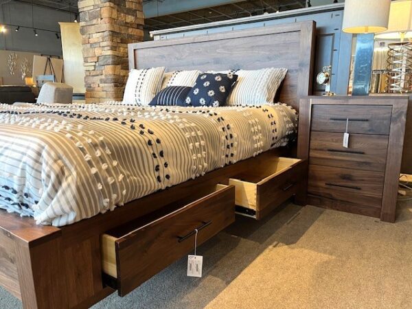 Buss Woodcraft Lakewood bed