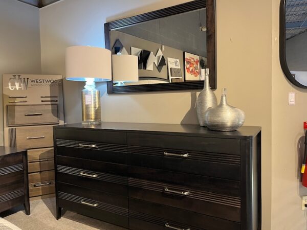 Amish Made Upholstered Queen or King Bedroom - Image 2