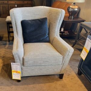 825chair