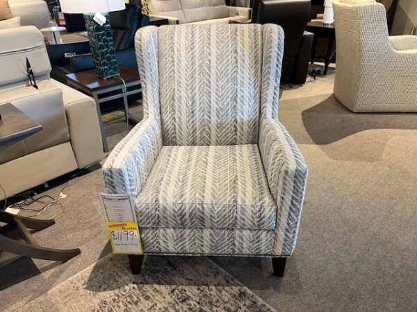 Smith Brothers 538 Chair